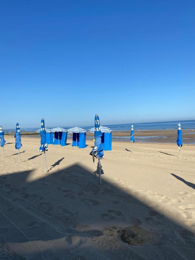 La Villa L'Oiseau Bleu Proche De La Plage Et De Deauville !!! Awards 2025 Blonville-sur-Mer Exteriér fotografie